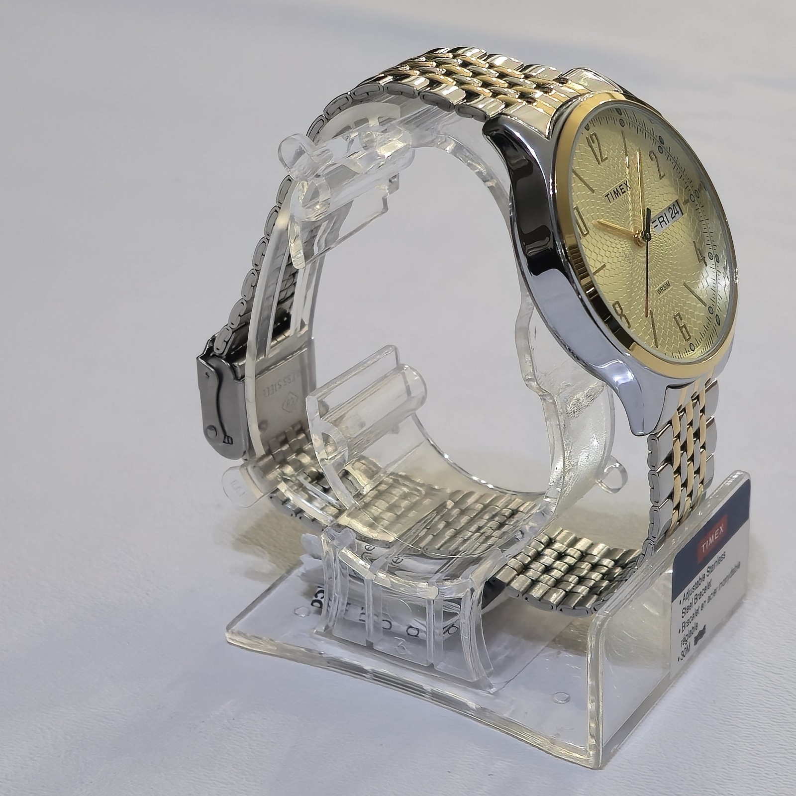 Timex Easy Reader Men’s Watch 38mm Two-Tone Gold Silver Day-Date Quartz TW2T4770