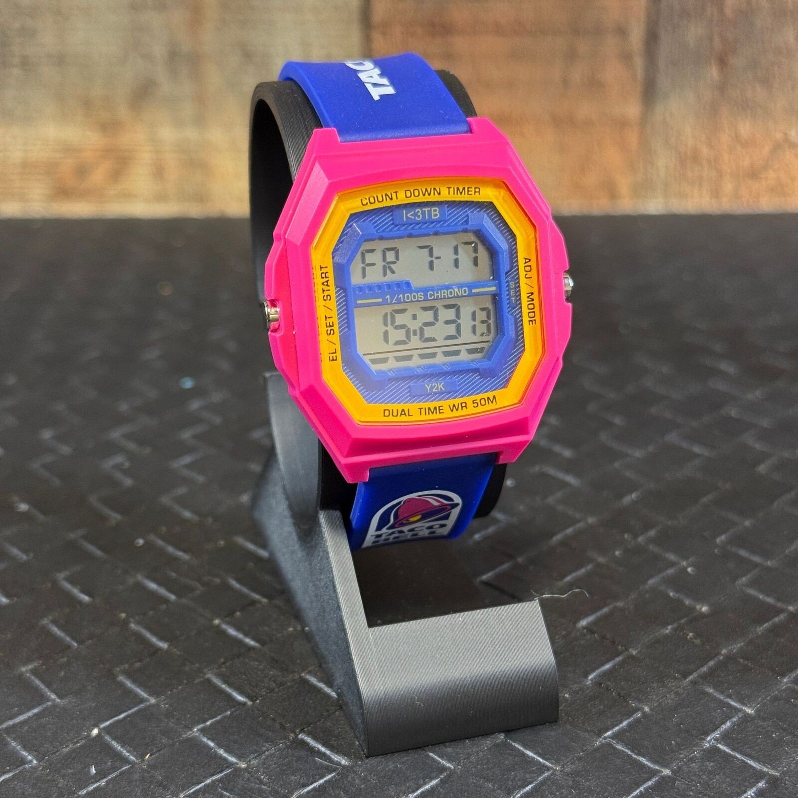 Taco Bell Y2K Special Edition – 42mm