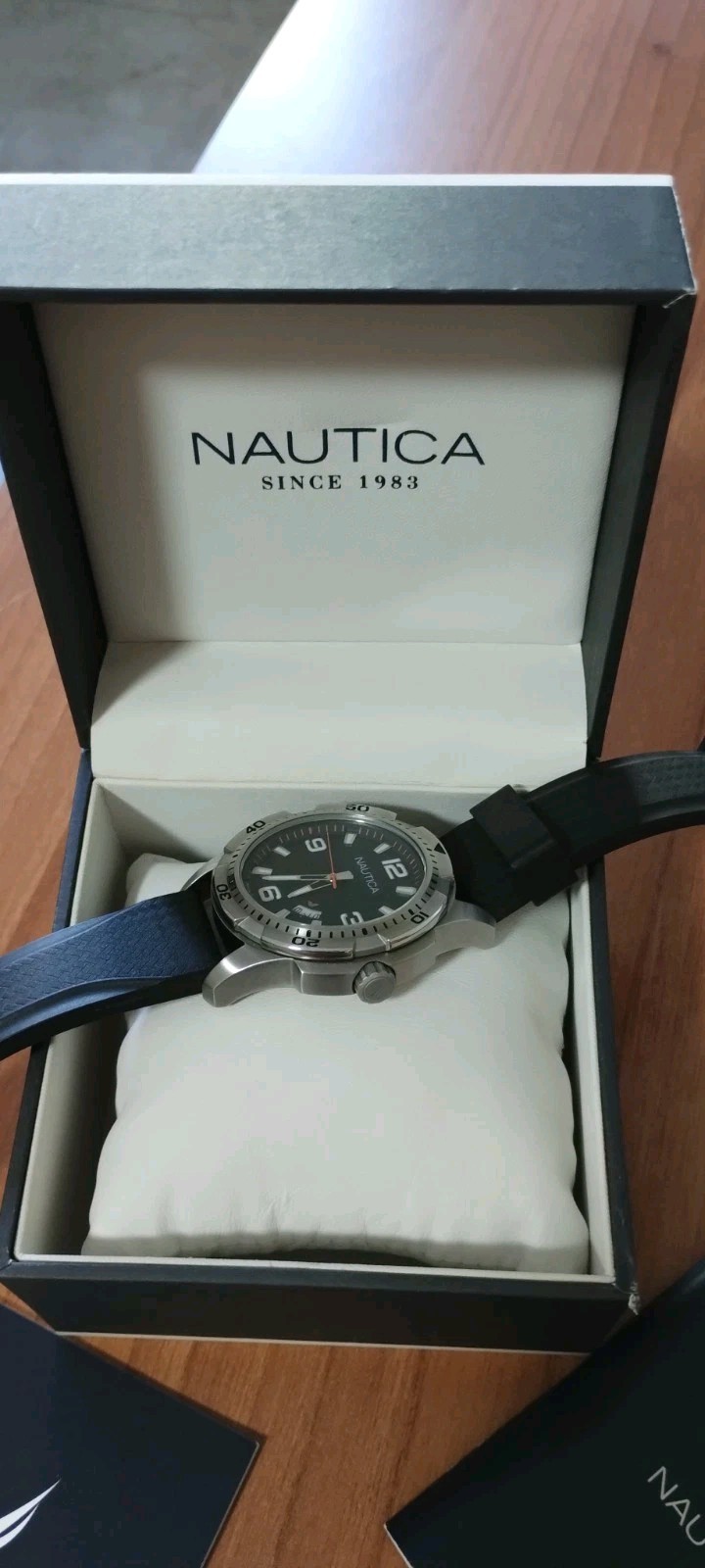 NAUTICA Quartz Watch. Miyota Japanese Movement. VERY USED!