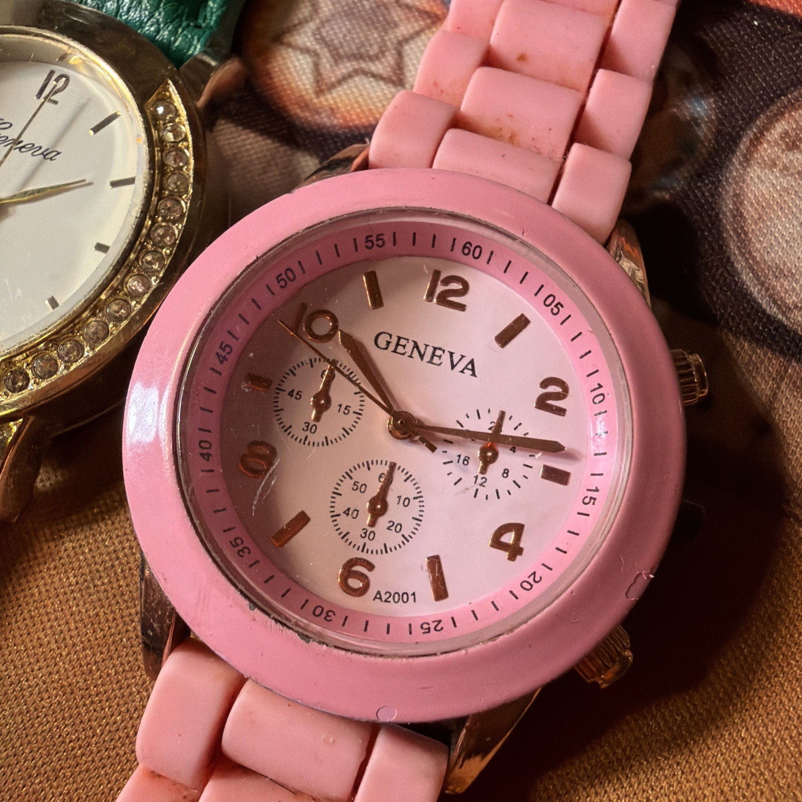 Watch Lot Desktop Wrist Watch. Geneva Quartz Infinity. Pink, Green Mint Green.