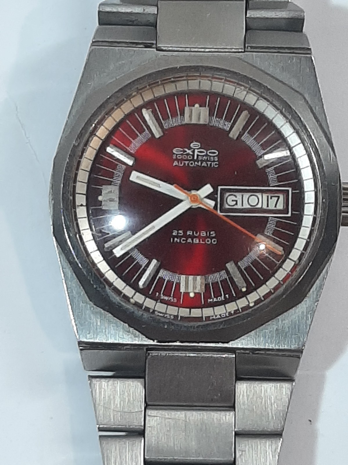 DAY-DATE AUTOMATIC 70s. STAINLESS STEEL CASE. SCREW CROWN. Mov. ETA 2789.