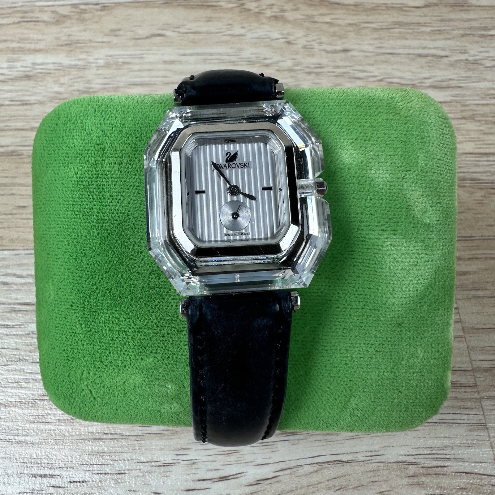 Swarovski Crystal Ladies Watch 125196 3ATM 30m Silver Dial