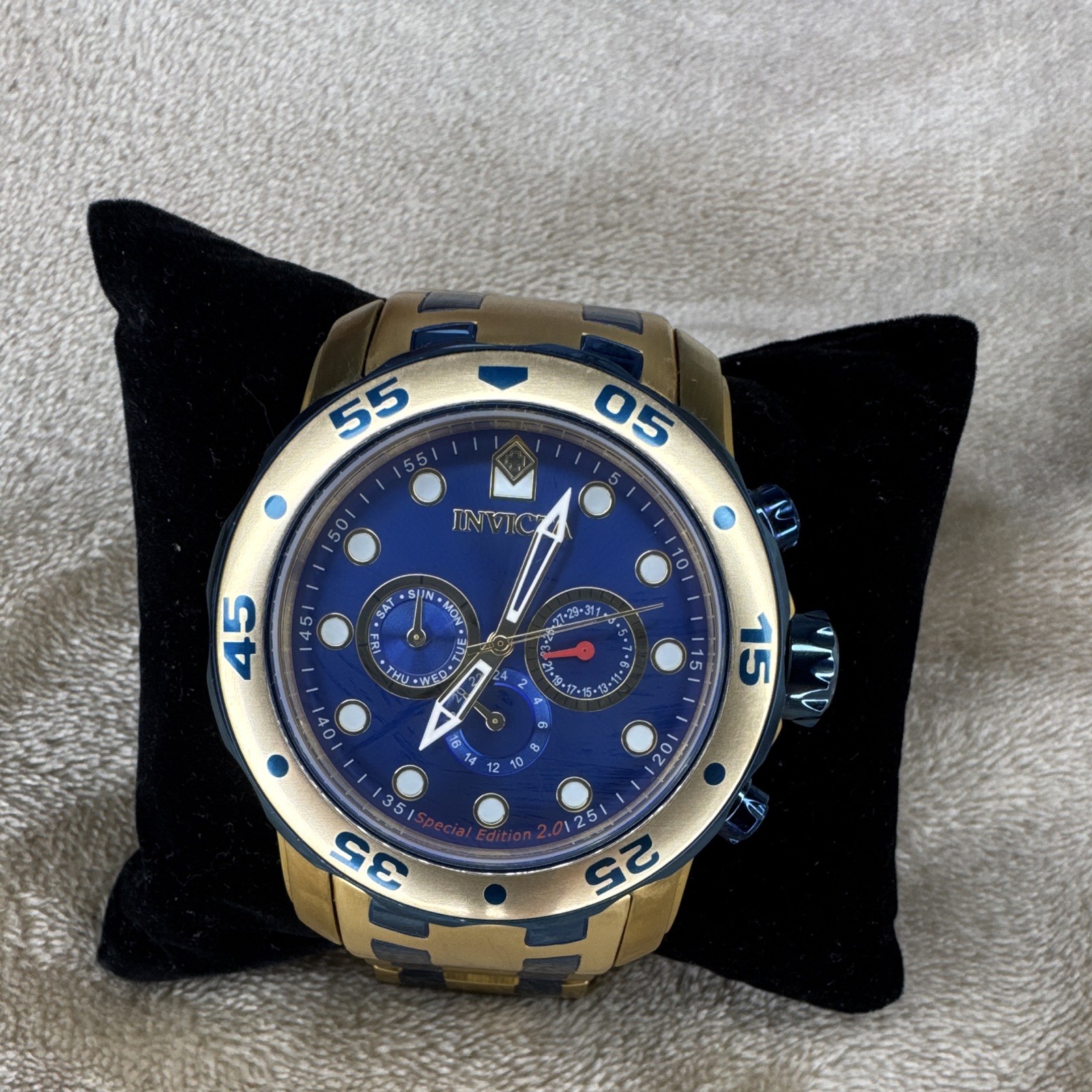Invicta 15590 Swiss Pro Diver