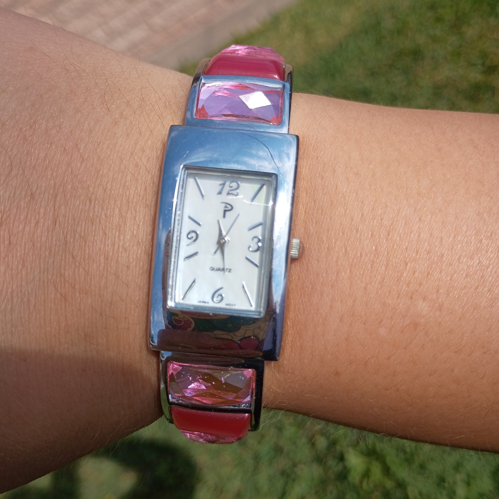 Vintage P Logo Quartz Watch Pink Stone Dial Stainless Steel Needs Battery