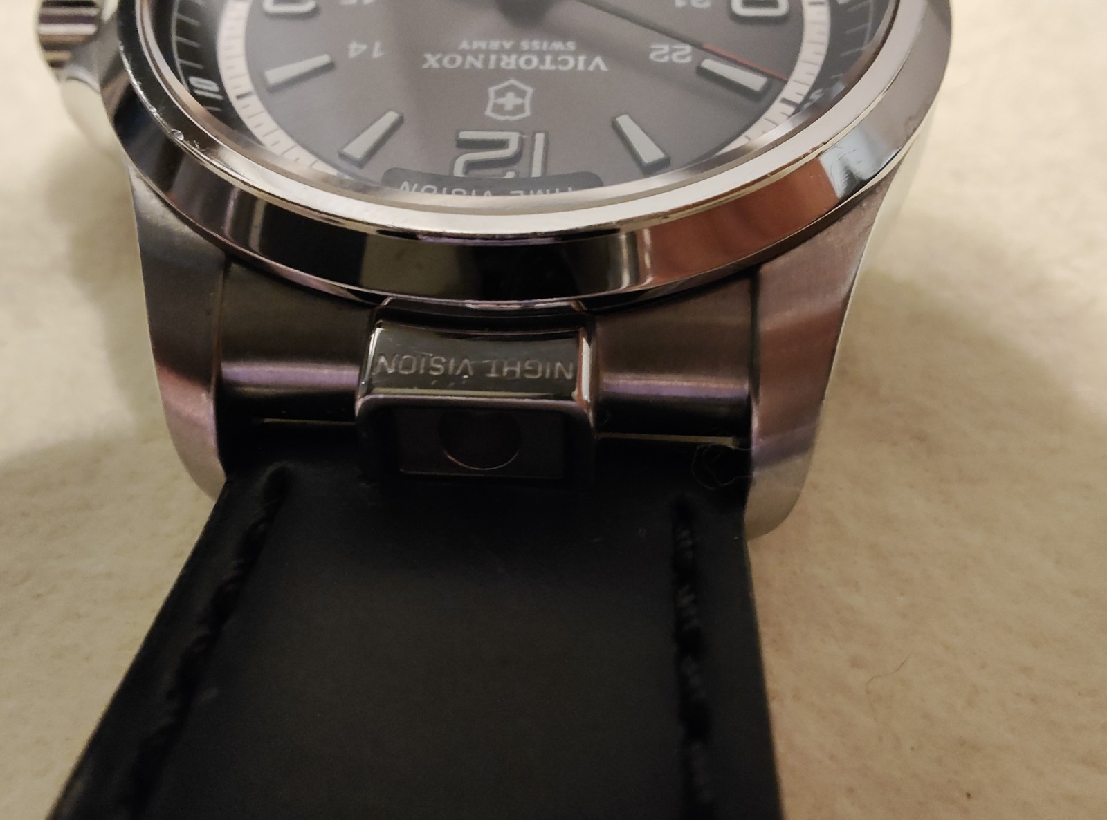 Victorinox Swiss Army 241664 Sapphire Glass, Quartz Movement, Night Vision