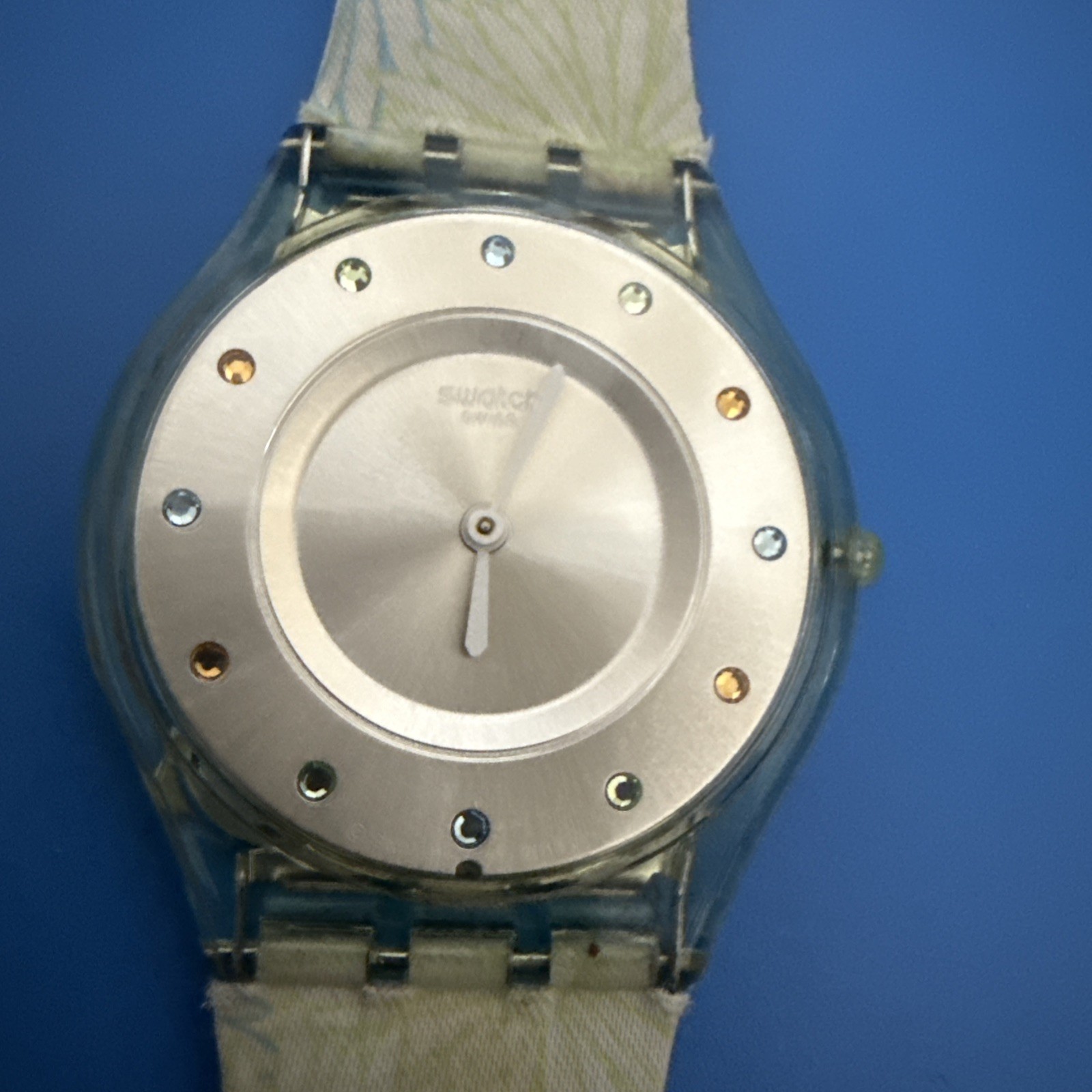Swatch Ivory Softness SFF119 Skin 34mm X 3.9mm Silicone