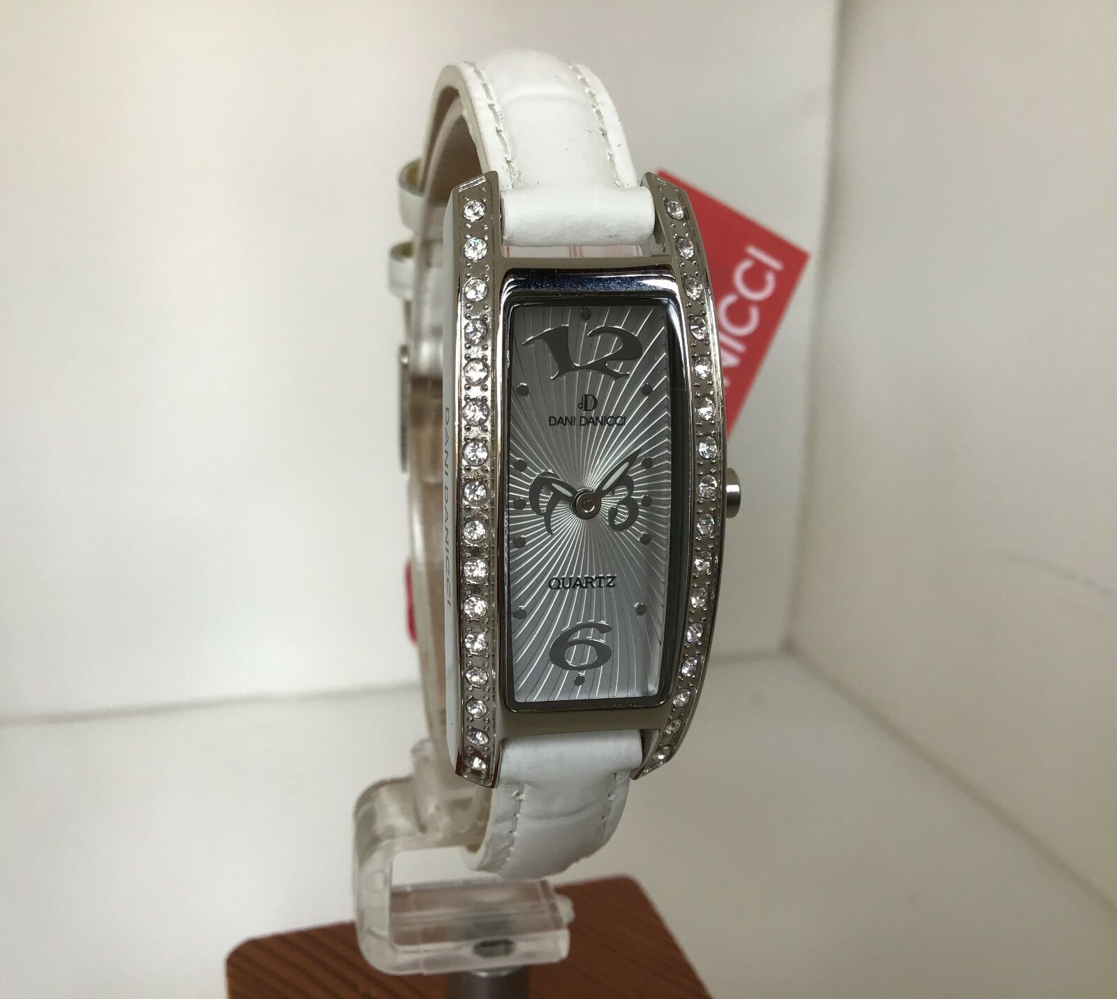 Dani Danicci Stainless Steel Leather Strap Women’s Watch New