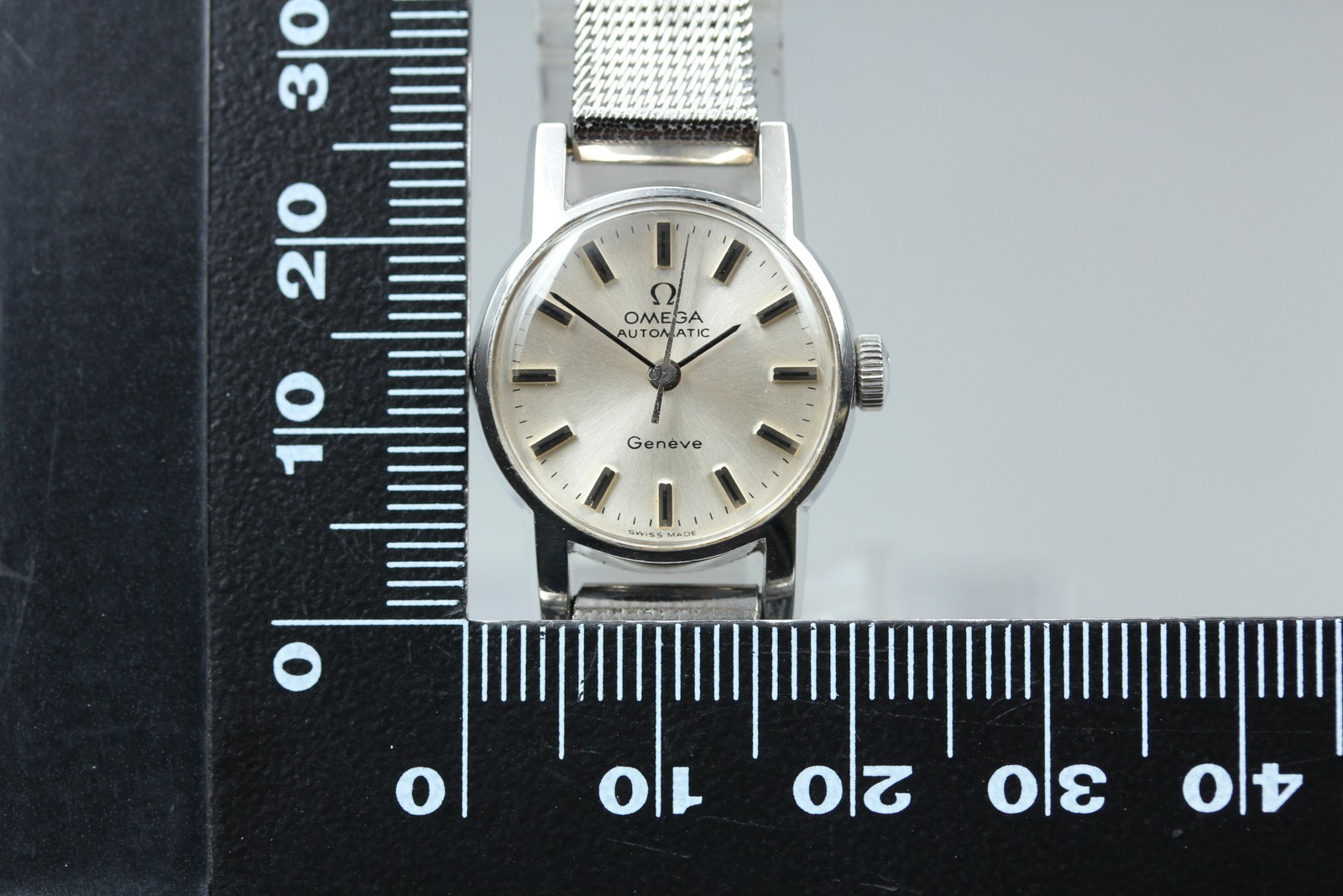 [Exc+4] Omega Geneve Cal.671 Automatic 20mm Silver Dial Women’s Watch From JAPAN