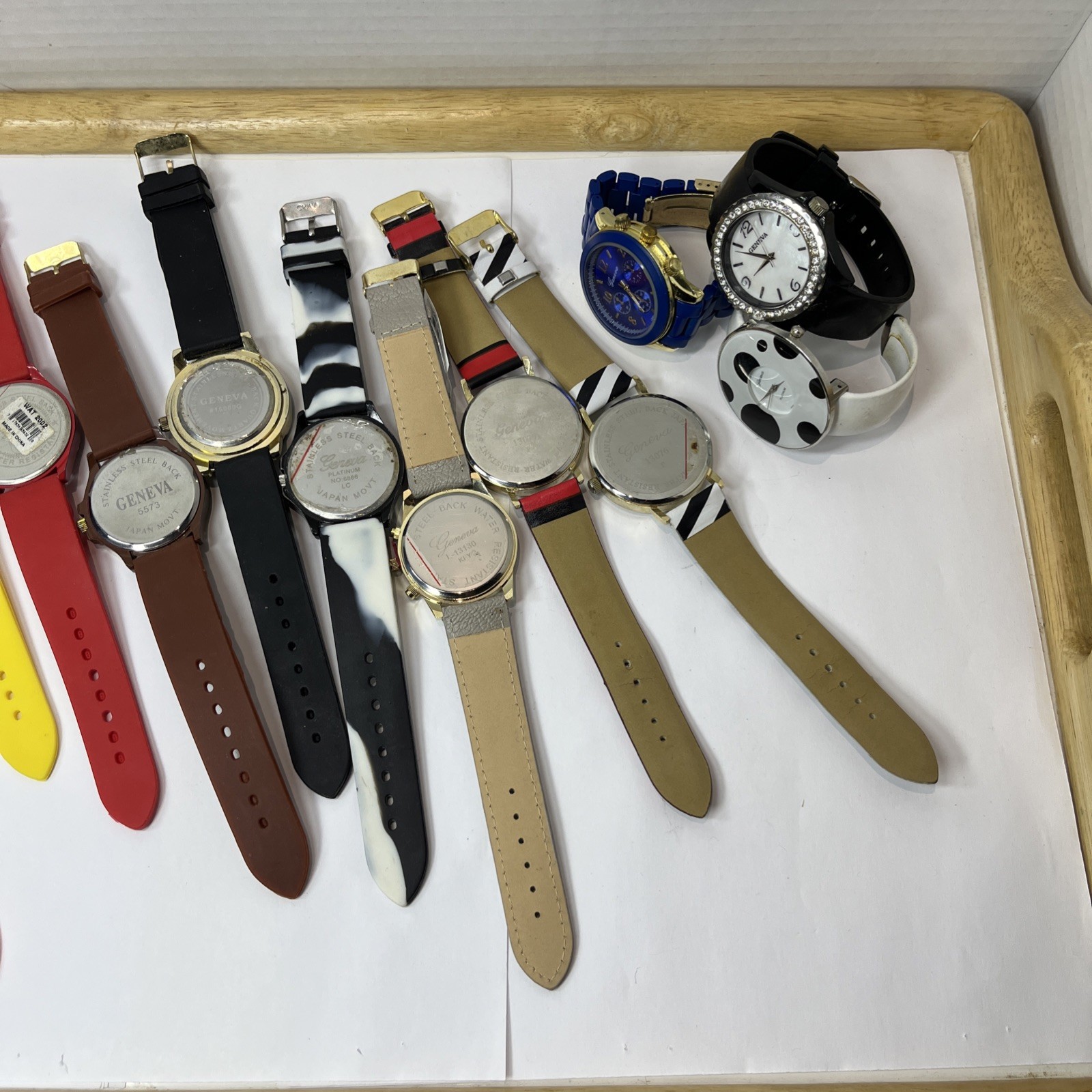 Women’s GENEVA Watches Assorted Mix LOT Of 15 ,Rubber & Leather Band Watches