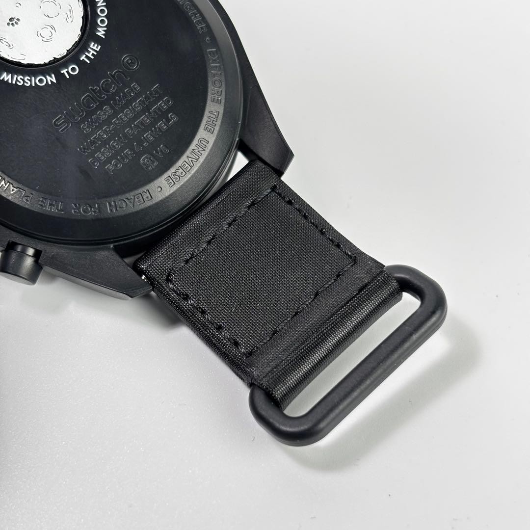 OMEGA Swatch SO33B700 Mission to Moon