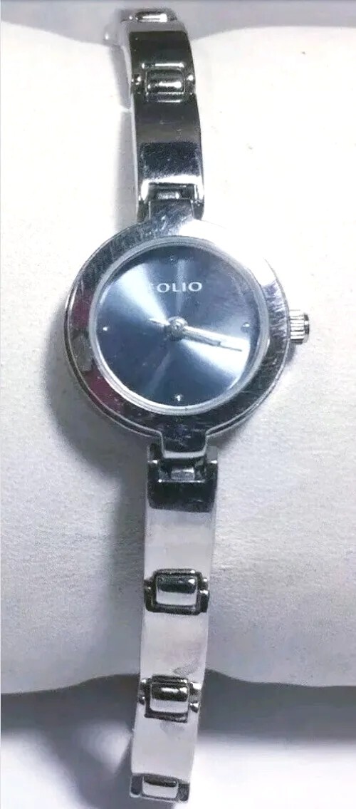 Women Folio Watch By Fossil Fl1032 Silver Case Bracelet Band Black Face Swiss