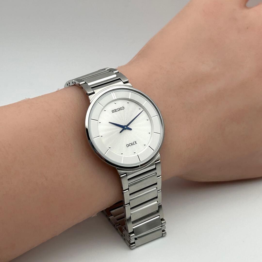 Seiko Dolce 4J40-0AC0 Mens Dress Watch Quartz White Guilloche Dial Box Papers