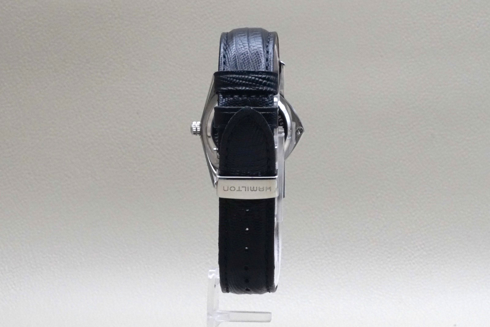 Hamilton Ventura H244112 Quartz Men’s Watch 32mm Black Dial with Box Paper