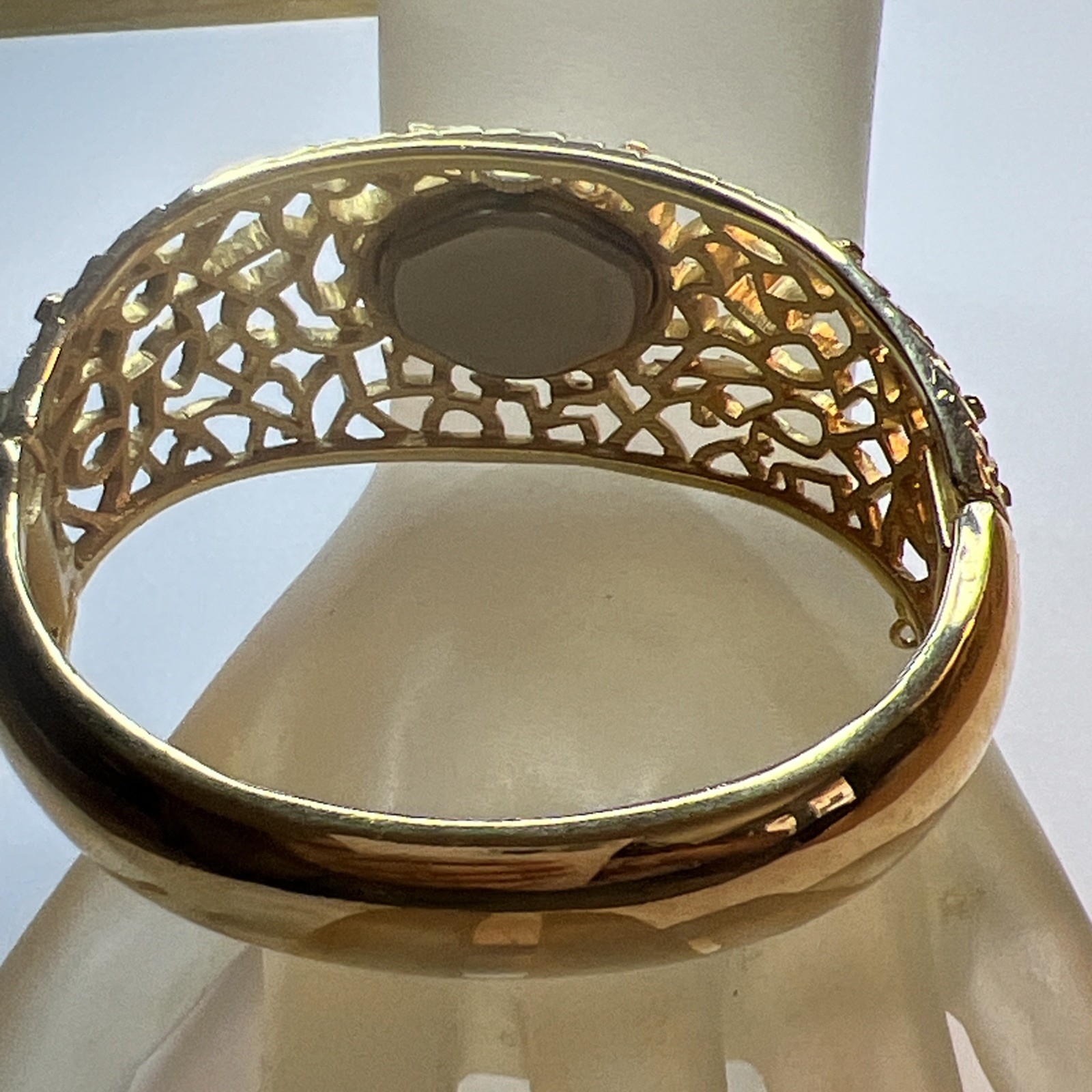 Crown Trifari Women Gold Tone Brutalist Bracelet 17 Jewel Watch RARE Project