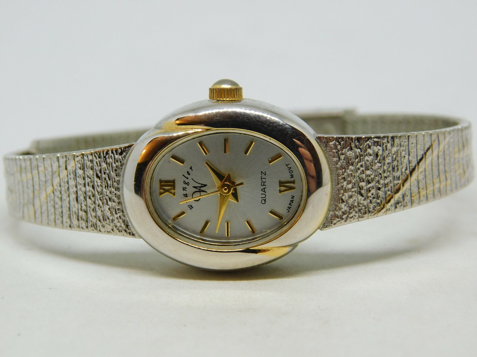 Wrangler 1895 V377 Quartz Analog Ladies Watch