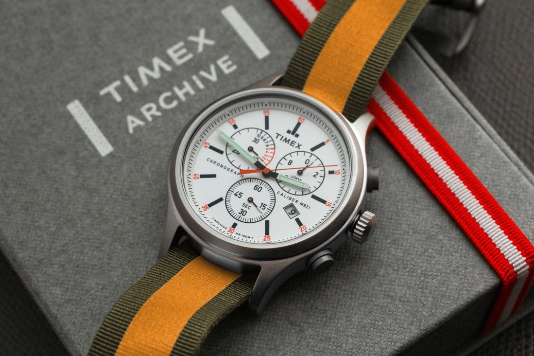 Timex Archive Allied Chrono TW2R76800LG 43mm New Box Military Watch Chronograph