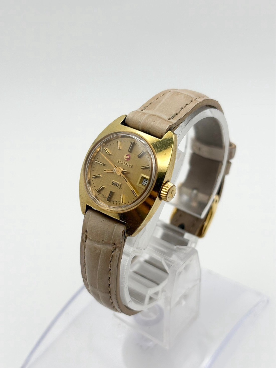 vintage Rado 990 ladies’ wristwatch elegant champagne dial