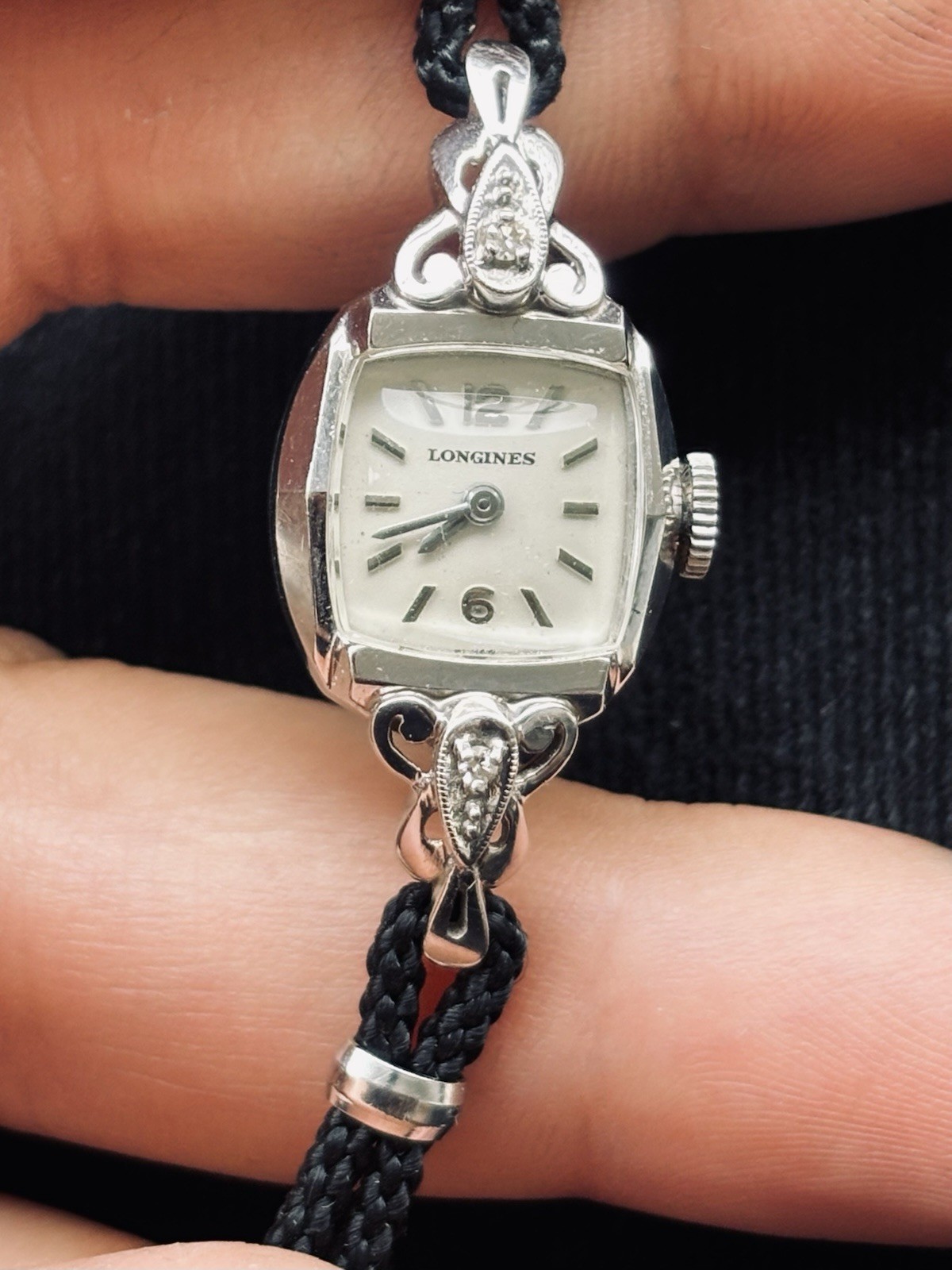 Longines Women’s Vintage Manual Dress Watch White Dial 10k Gold Case Black Strap