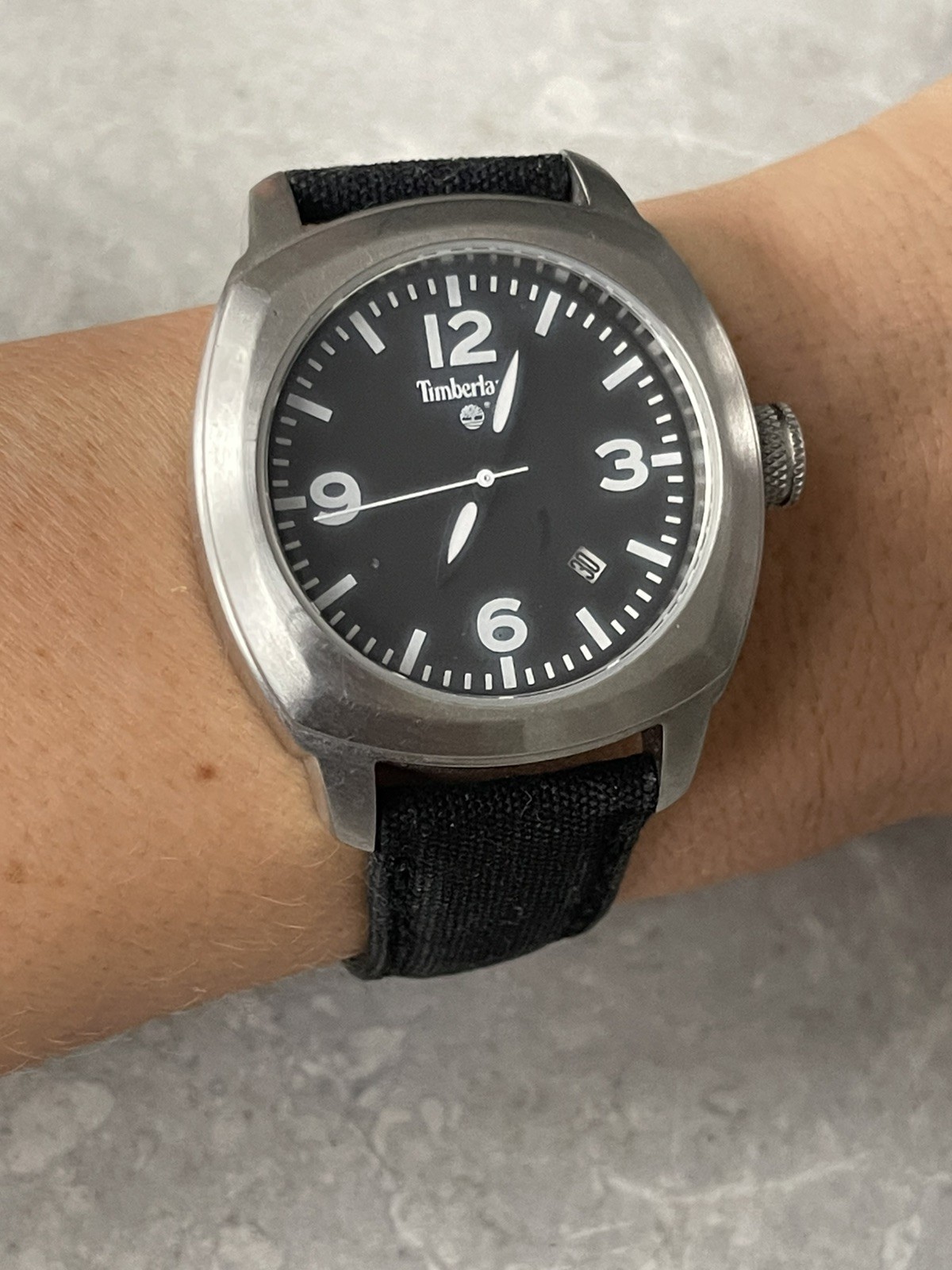 Vintage Timberland Watch QT4114104 Date Black Dial Men’s Canvas Leather Strap 31