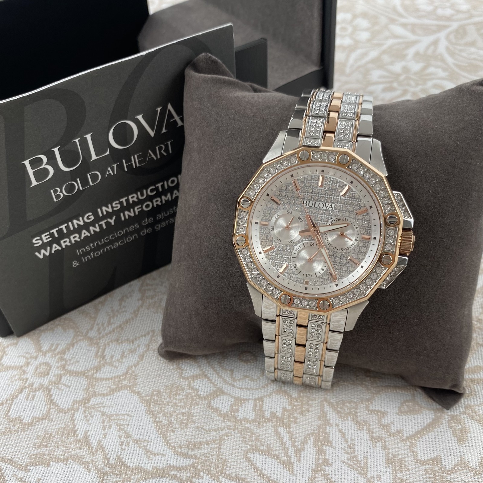 Bulova 98C133 Octava Men’s Quartz Watch 41.5mm Two-Tone Gold Silver Crystal