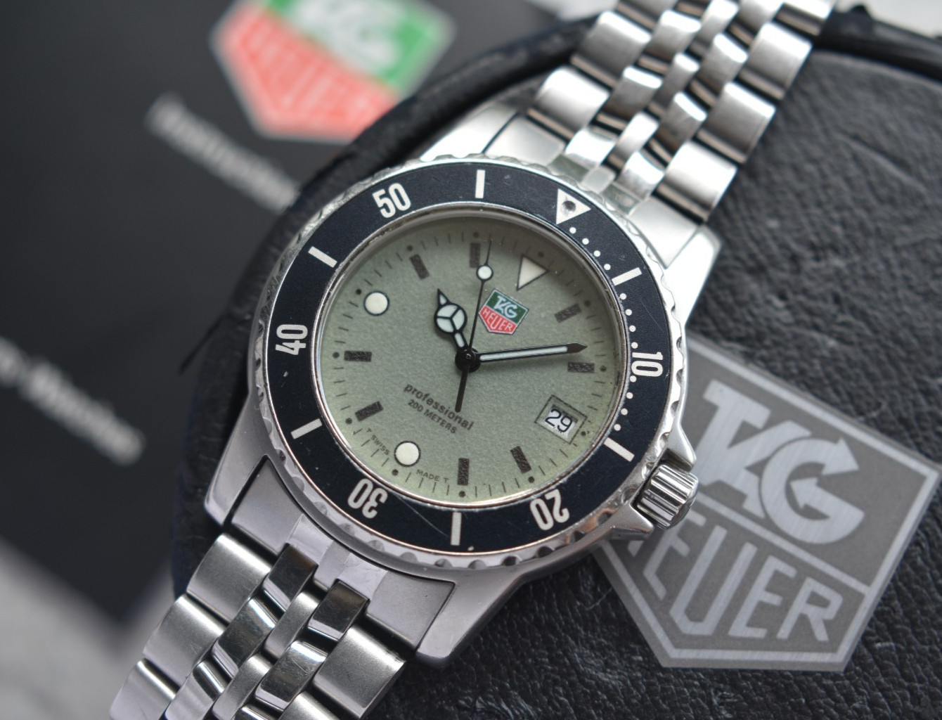 Tag Heuer 1500 Men’s Watch Professional Boxed 37mm 200M 929.113G Dive Watch