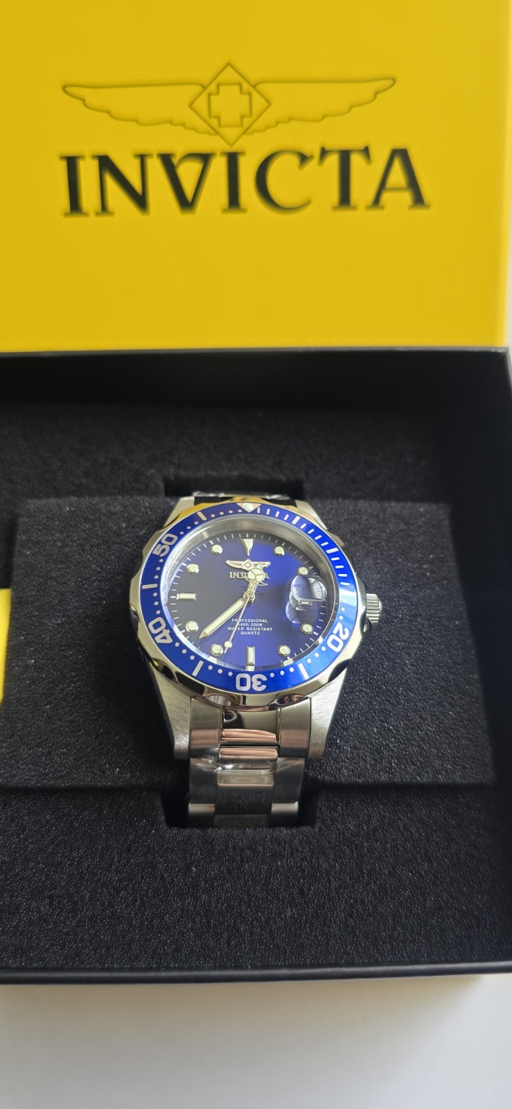 Invicta Pro Diver 9204OB Men’s Quartz Watch – 37.5mm Blue Dial Steel – Brand NIB