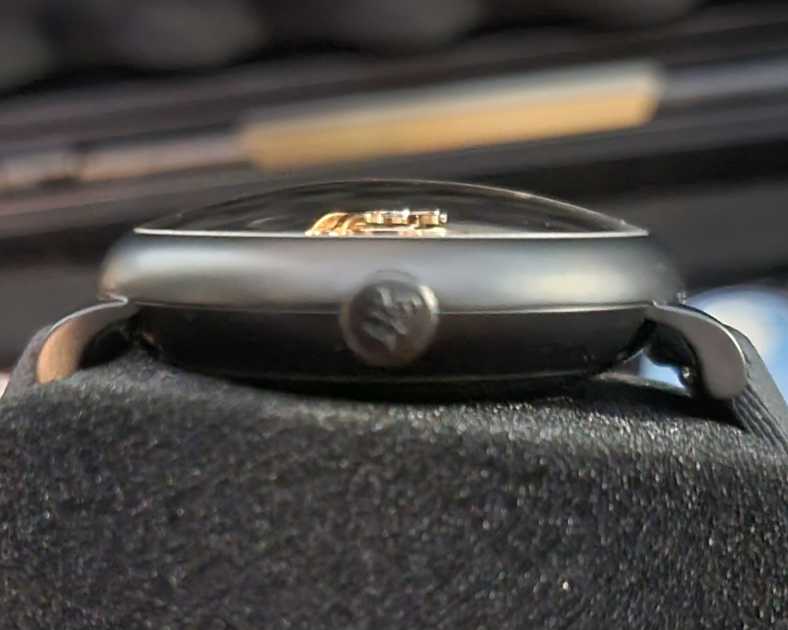 Shanghai Skydome Automatic Watch 43mm Black And Gold