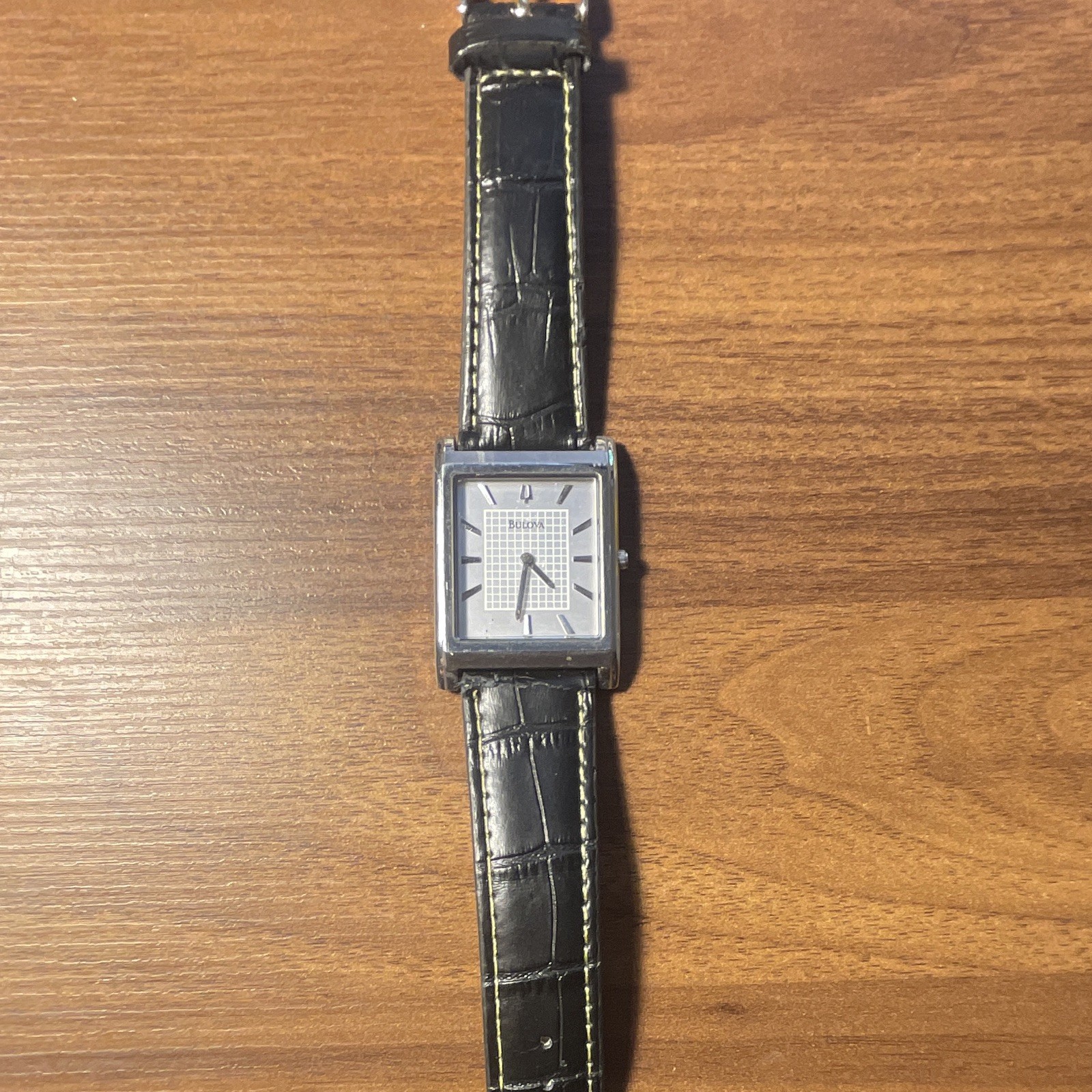 Bulova Quartz Analog Dress Watch 24-27.9mm Square Silver Case Black Leather