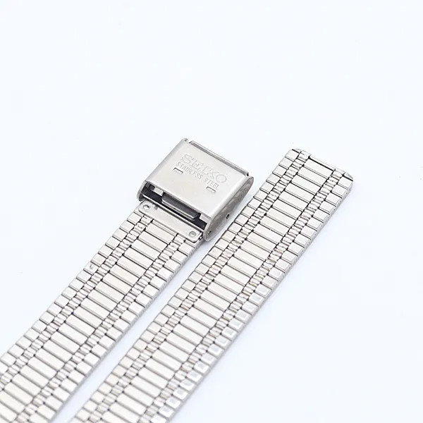 Excellent condition Seiko original strap, silver color, 18mm, men’s watch, i