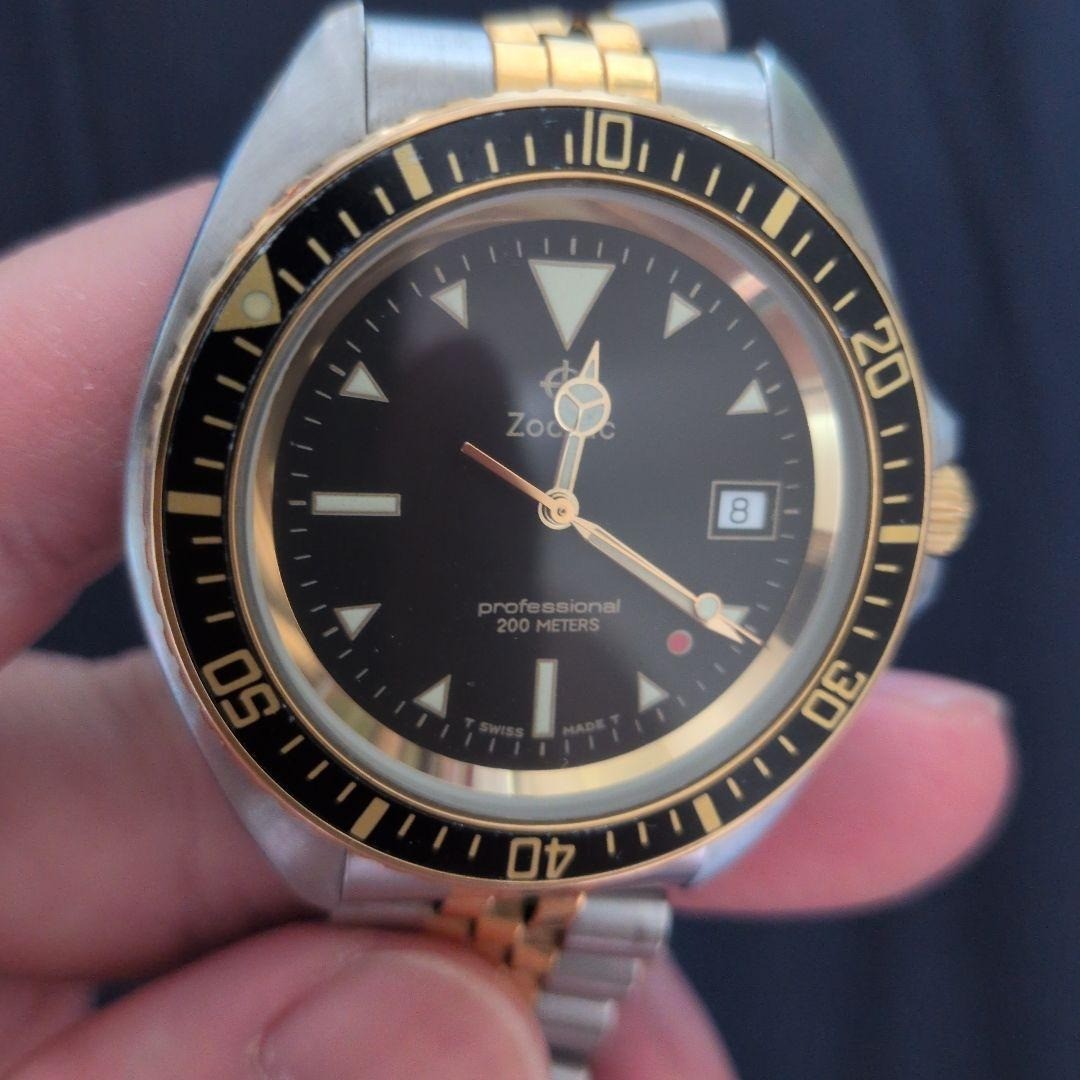 ZODIAC Professional Diver 106.22.06 Quartz 45mm Red Dot Diver Watch Used