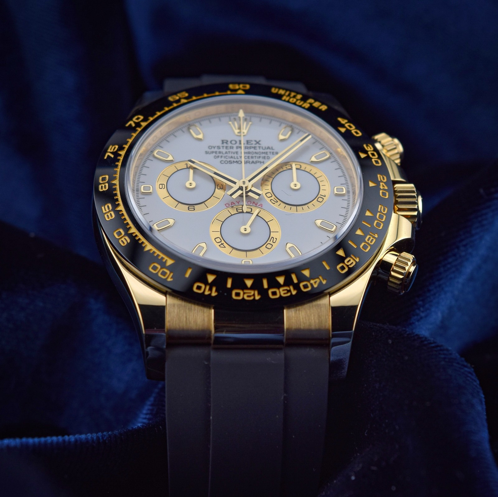 Rolex Daytona Yellow Gold 116518LN Cosmograph White Dial Gold Subdials B&P Watch