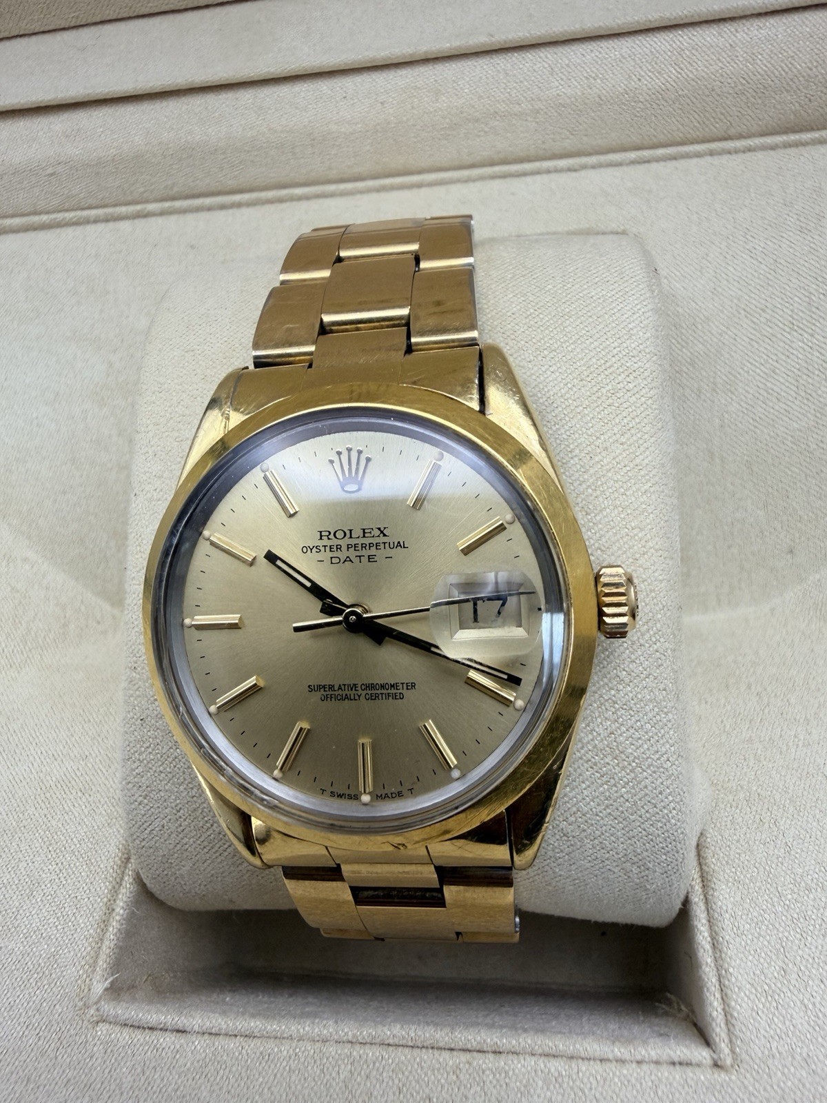Rare Rolex 15505 Oyster Perpetual Date Gold Cap Quickset