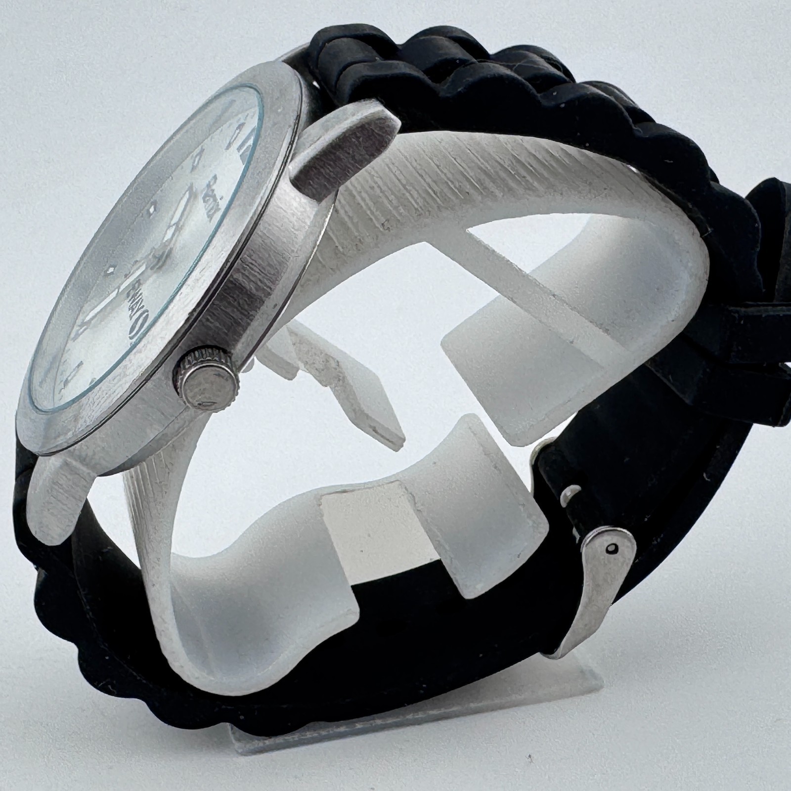 Remix for SAFEWAY Logo Quartz Watch Men 30m Silver Rubber Analog New Battery