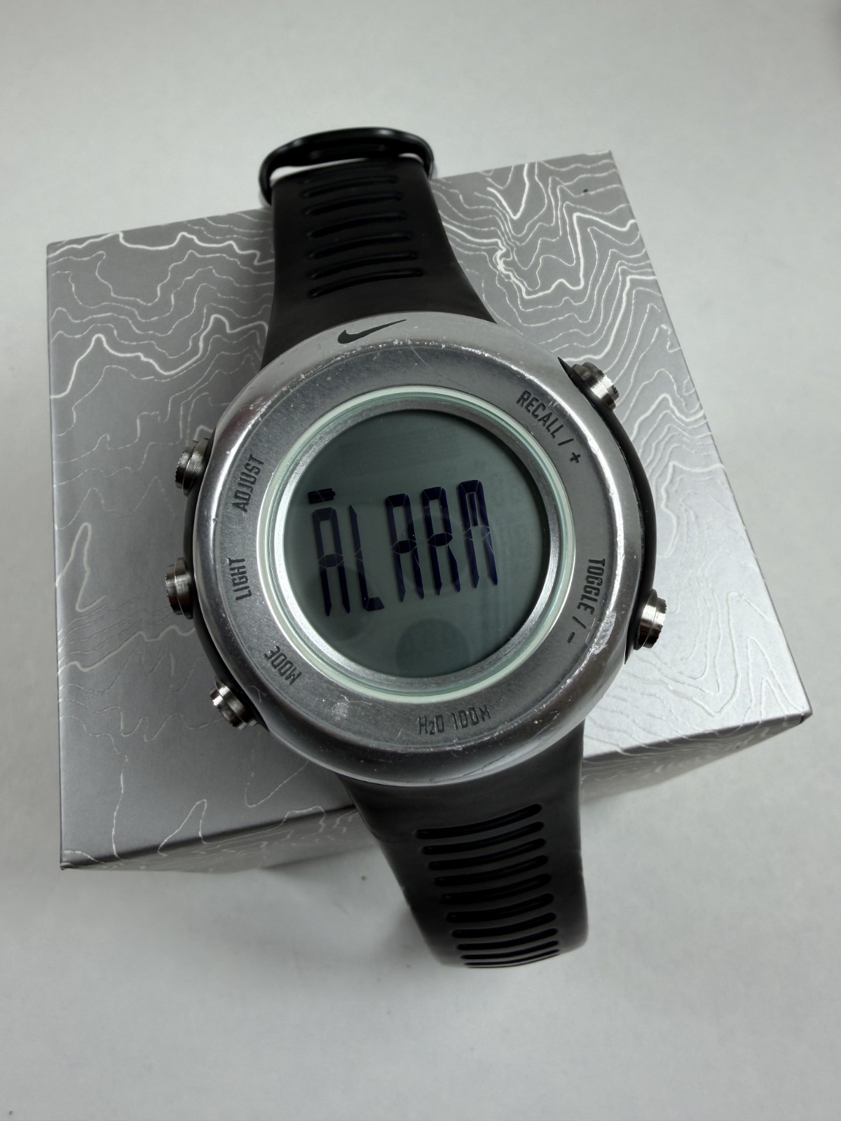 Vintage Nike Oregon Series Altimeter Watch WA0019
