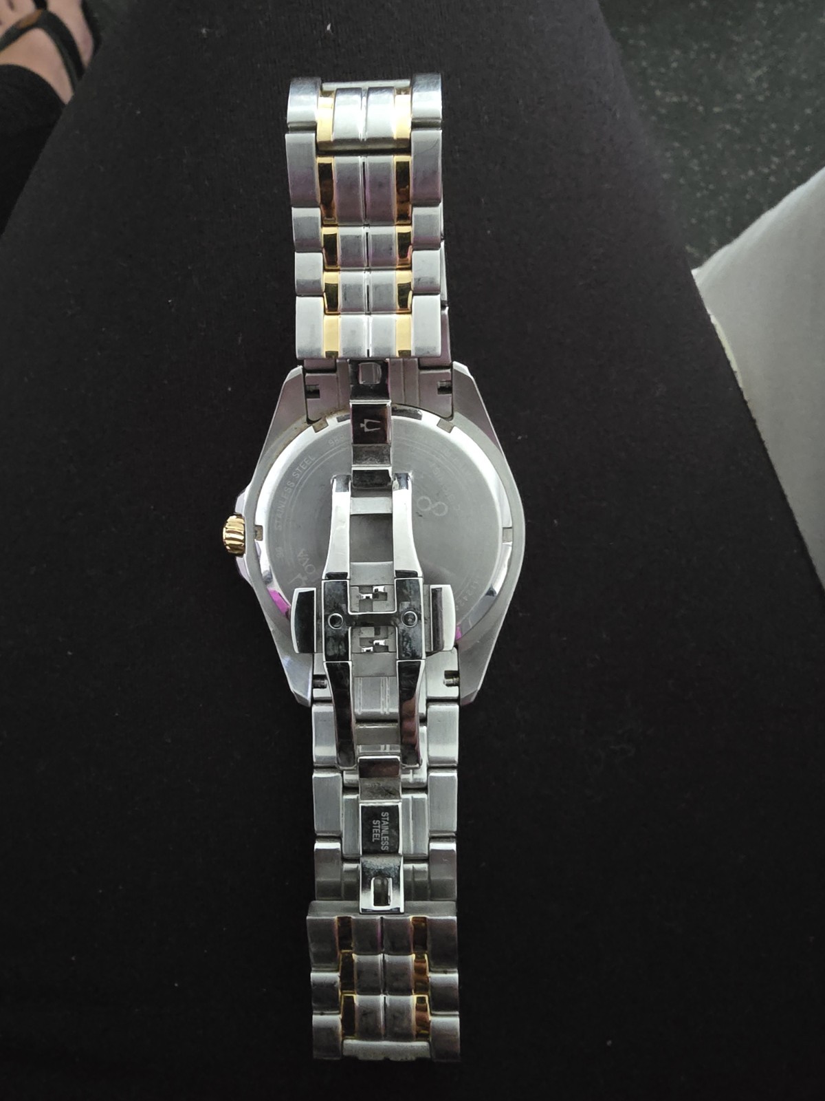 Used Bulova Precisionist Men’s Two-Tone Stainless Steel Quartz Watch 42mm Date