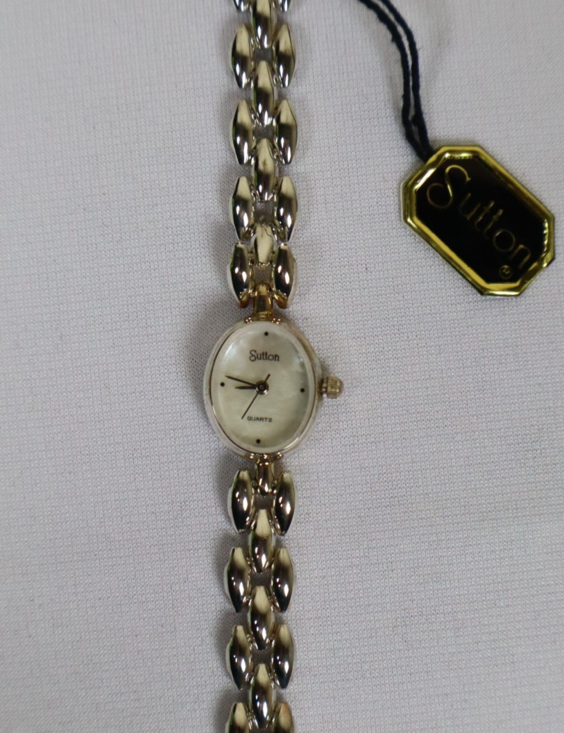 Sutton Quartz Watch Mother of Pearl Face NIB Needs New Battery ONE YEAR WARRANTY