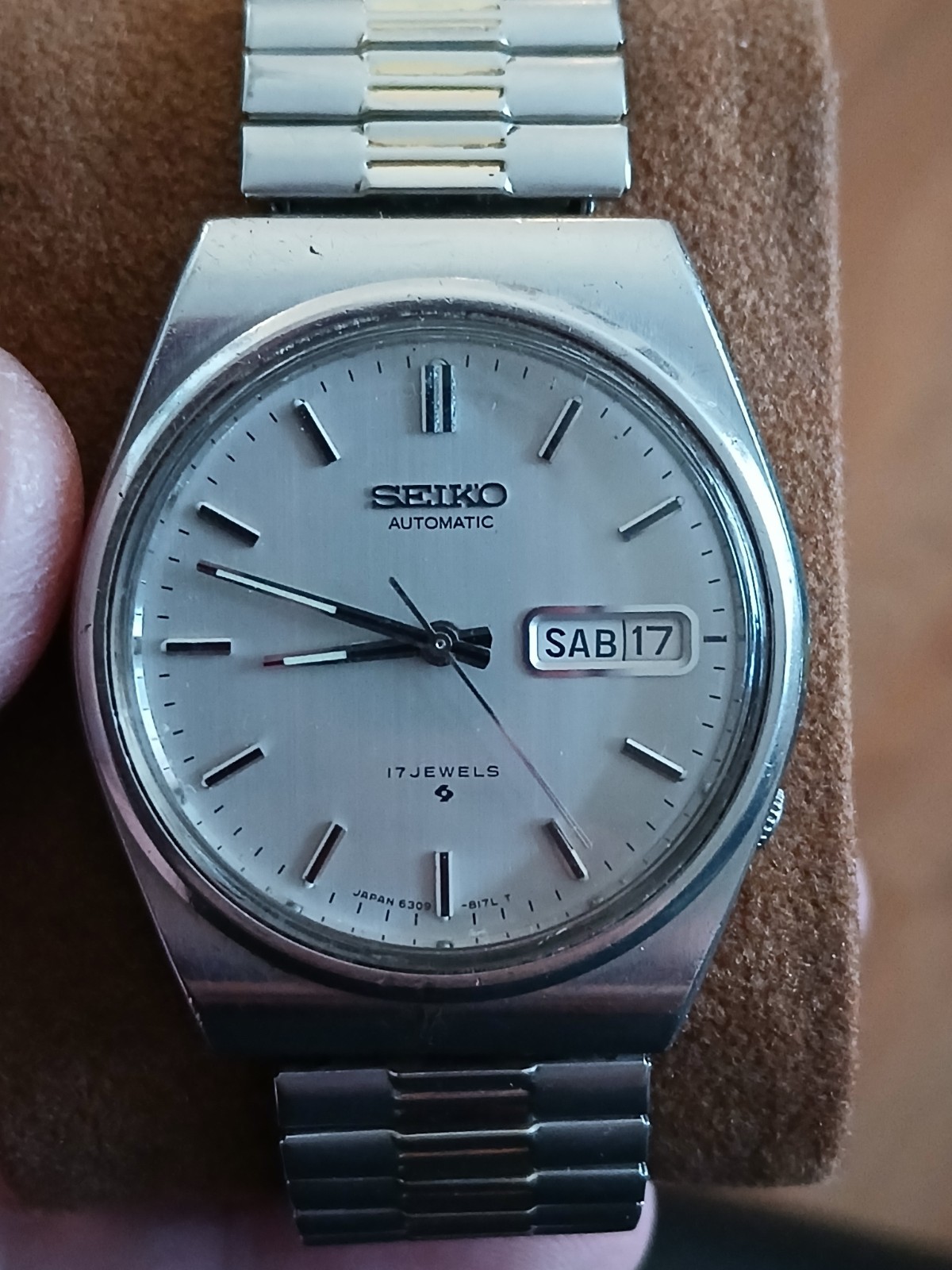 1978 Vintage Seiko Automatic 17 Jewels Silver SUNBURST Dial 6309-8150 Mint Runs