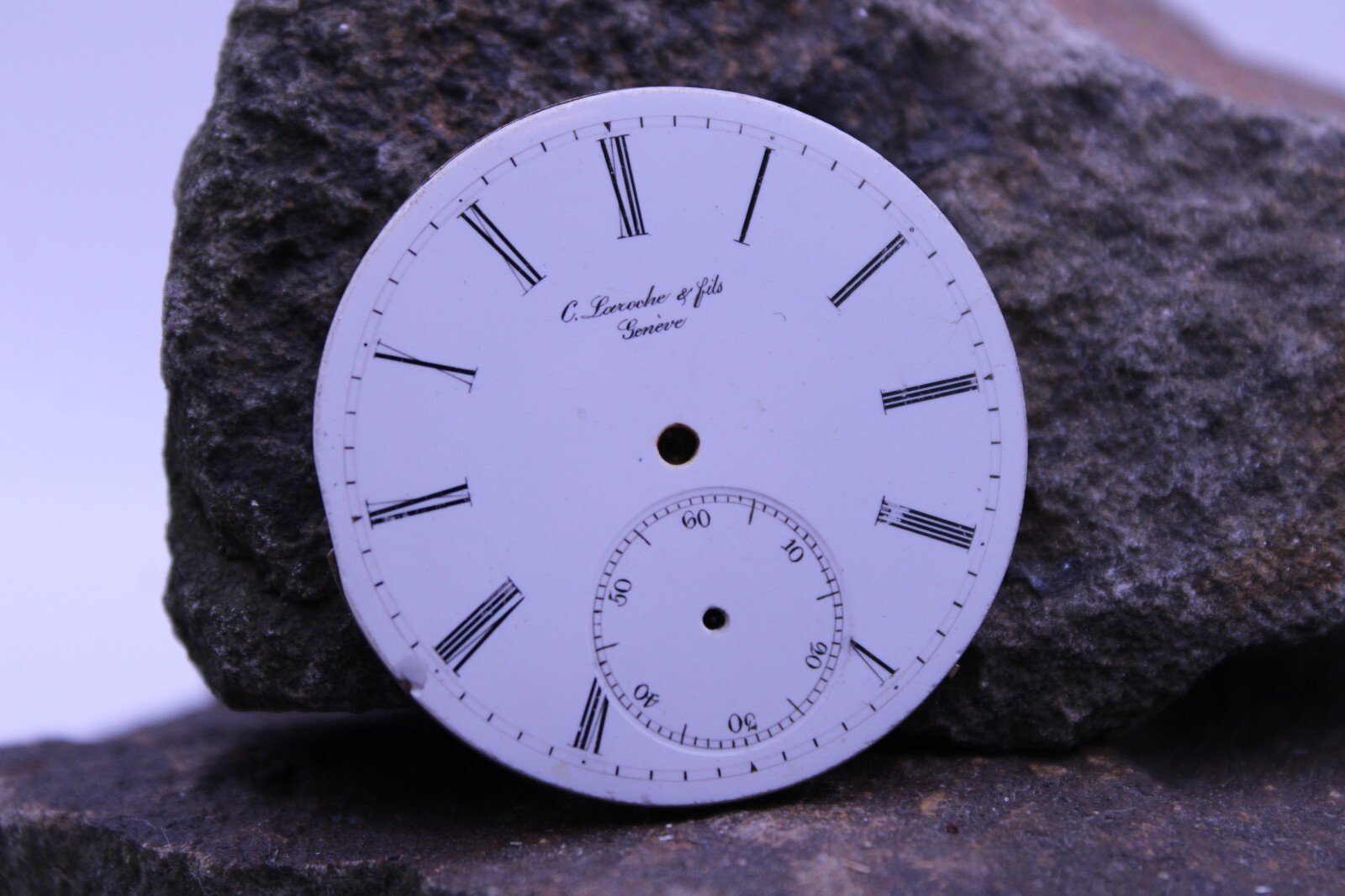 SWISS ANTIQUE POCKET WATCH MOVEMENT KEYWIND 38.2mm C LAROUCHE & FILS GENEVE(A19)