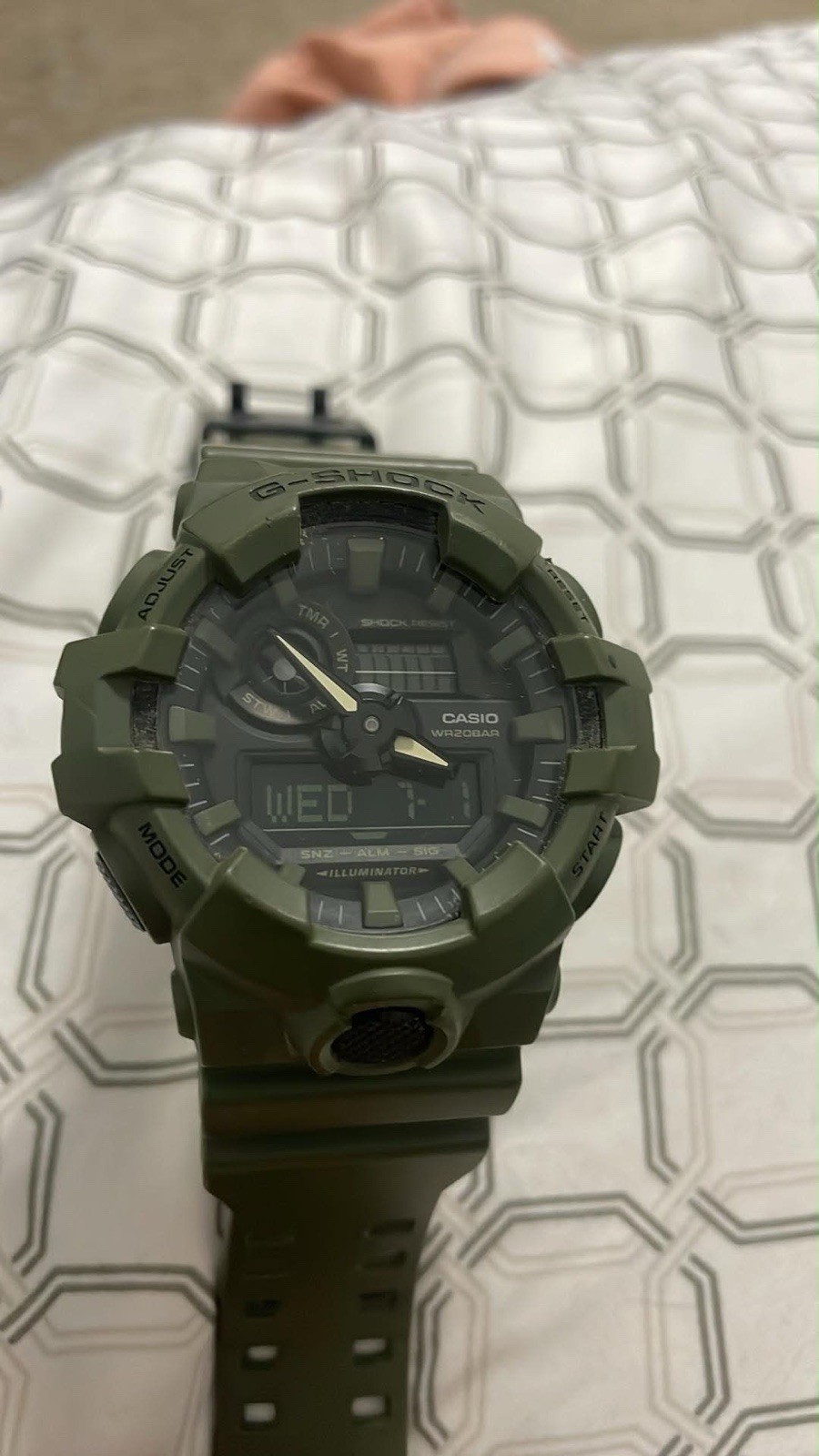 Casio G-SHOCK Men’s Green Analog/Digital Quartz Resin Watch 200m Alarm