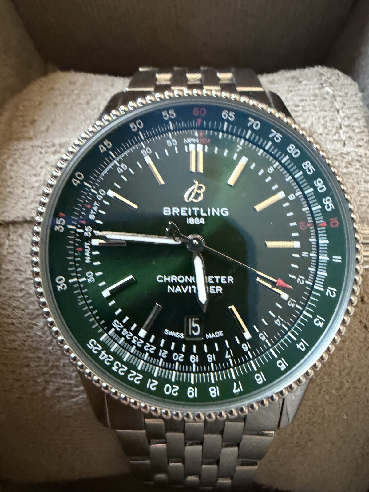 Breitling Navitimer Automatic 41 Green Dial Men’s Watch A17329371L1A1