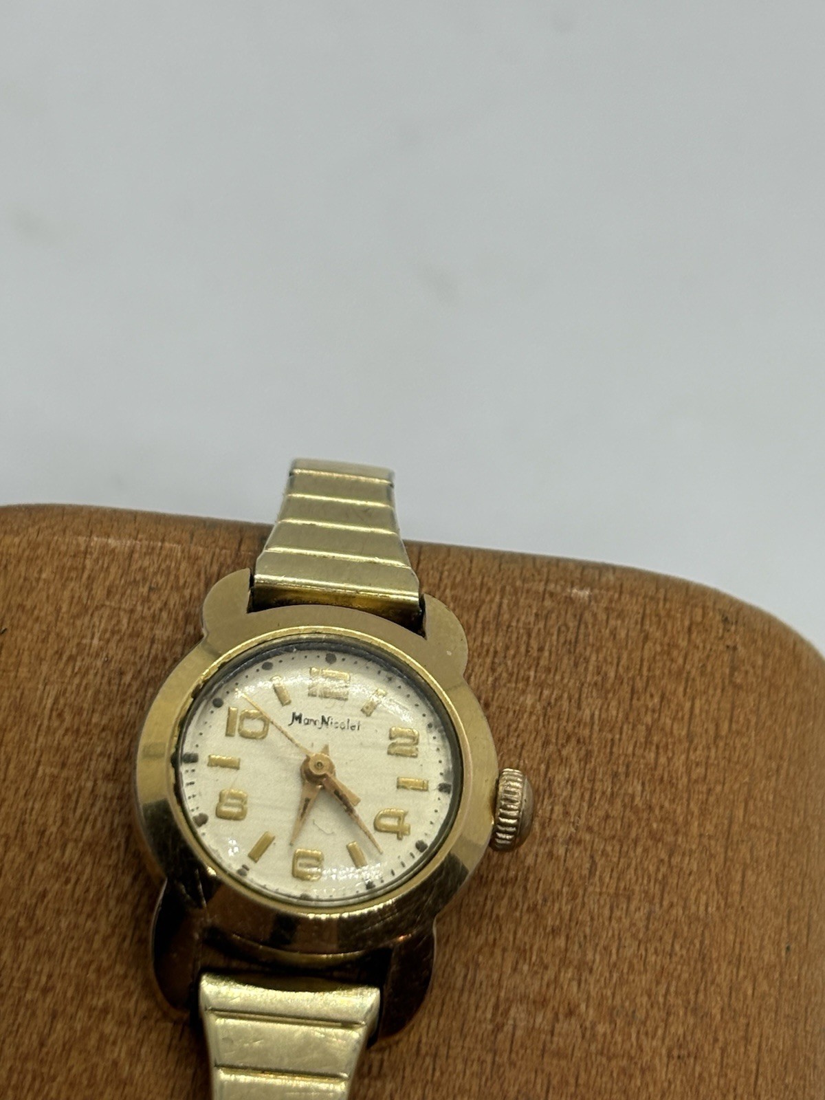 Marc Nicolet Vintage Womens Very rare Watch for parts or repair 17 jewels swiss