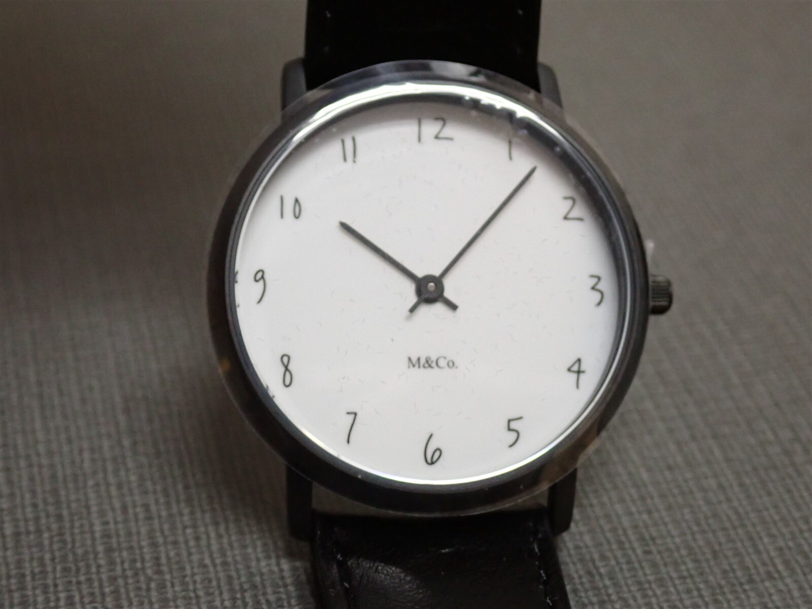 NEW Projects Watches PJT-7406 Scratch M&Co 33mm Black Leather Band Watch