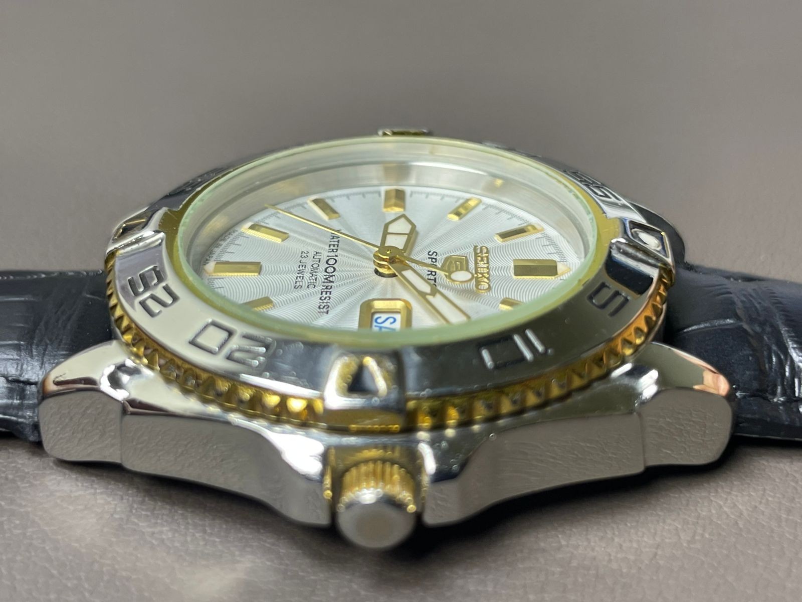 Seiko 5 Sports 100m Automatic 7S36-00Y0 White Dial 42mm Men’s Watch