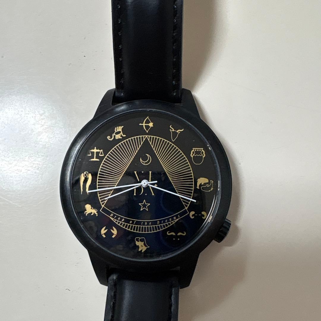 VIDA+ Analog Watch Zodiac Logo