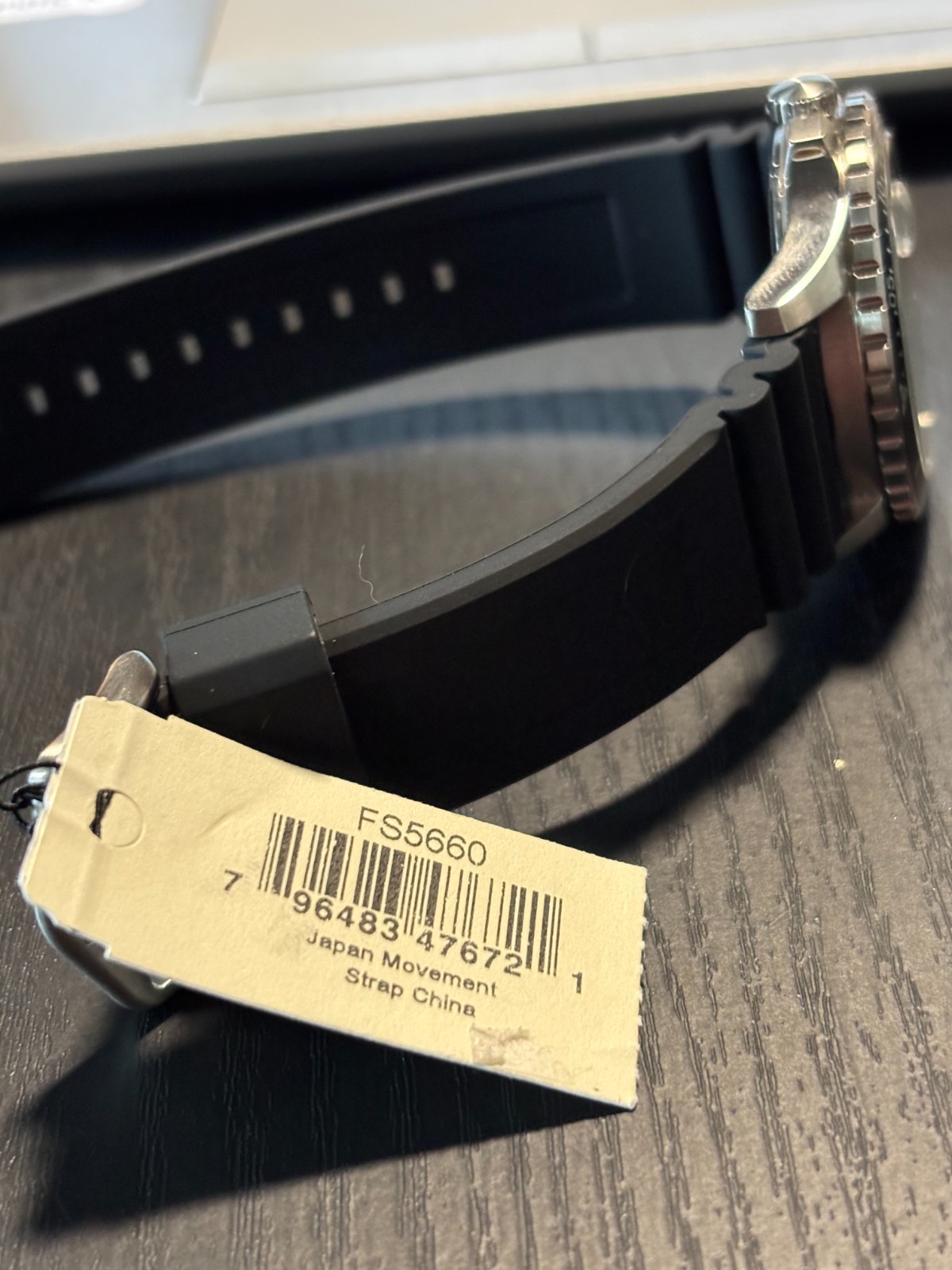 Fossil FB-01 Three Hand Silicon Dive Watch FS5660 with tag