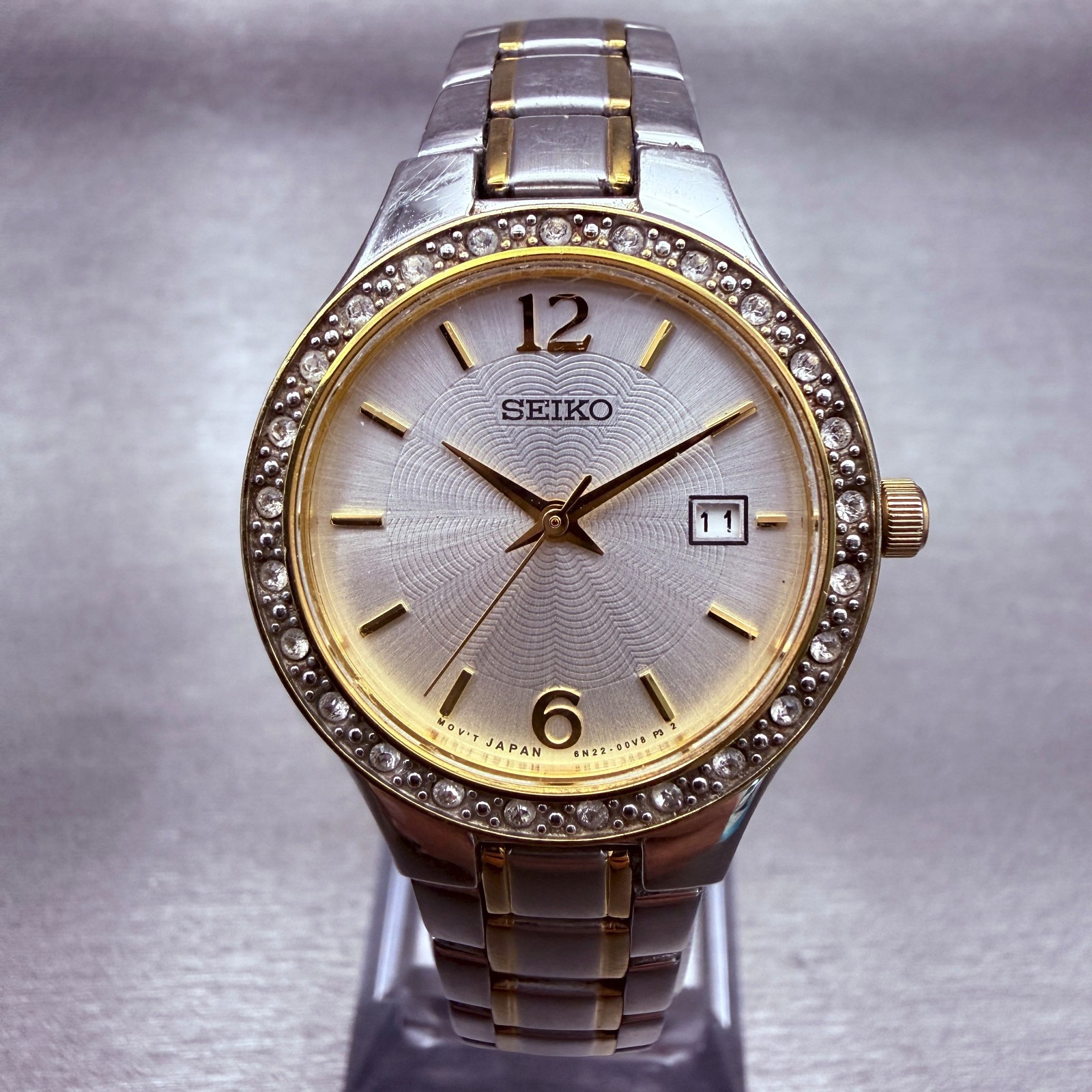 Seiko Watch Women 27mm Silver Dial Two Tone Date Gemmed Round 6N22-00D0 New Batt