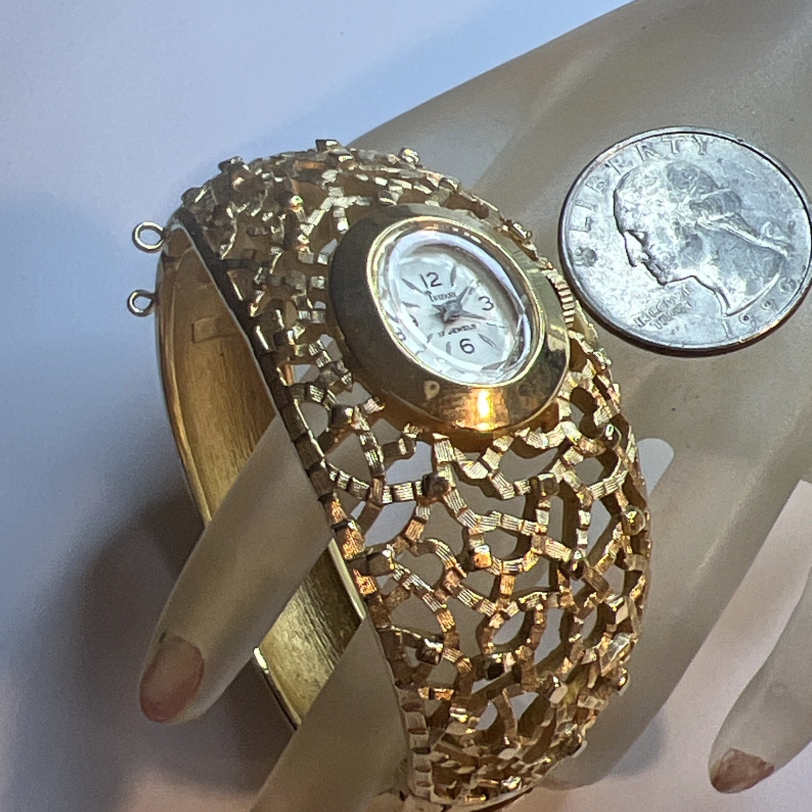 Crown Trifari Women Gold Tone Brutalist Bracelet 17 Jewel Watch RARE Project