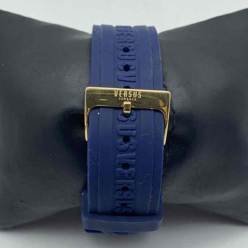 Versus Versace Blue Silicone Men’s Watch VSPOY8121 Gold Tone Textured Dial 43mm