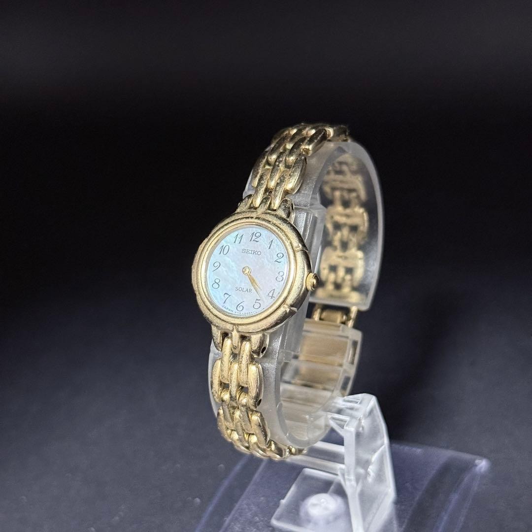 SEIKO V110 0A70 Watch Chain Shell Shell Dial