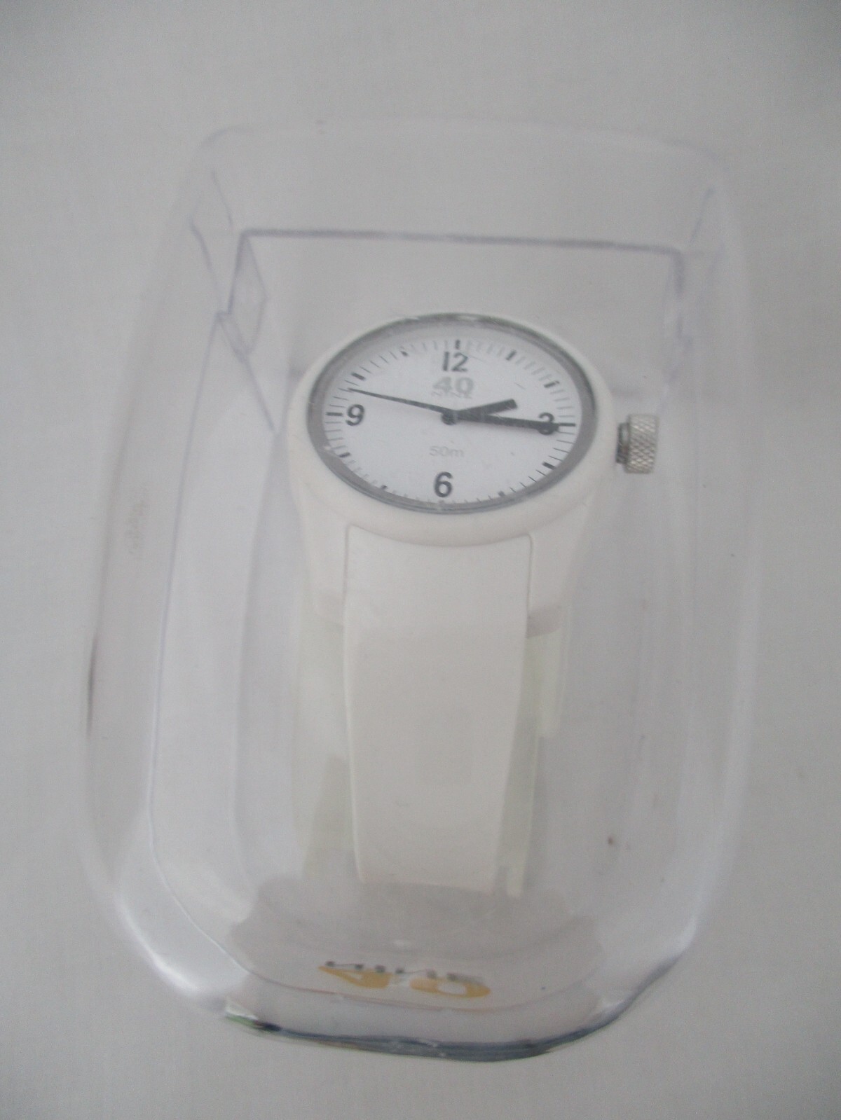 40 Nine Unisex Adult White Buckle Band Analog Watch